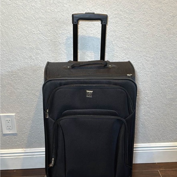 NEW! Protege 5-Piece SET Softside Spinner Luggage Set Suitcases Checked & Carry - Picture 4 of 11